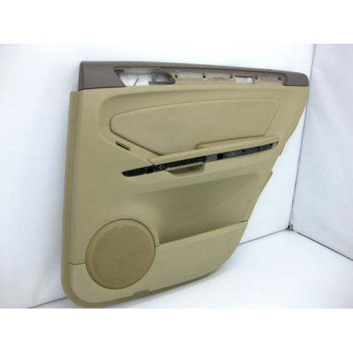 Mercedes-Benz A1647300870 8K56 Задняя правая бежевая дверная карта GL X164