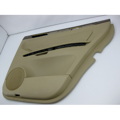 Mercedes-Benz A1647300870 8K56 Задняя правая бежевая дверная карта GL X164