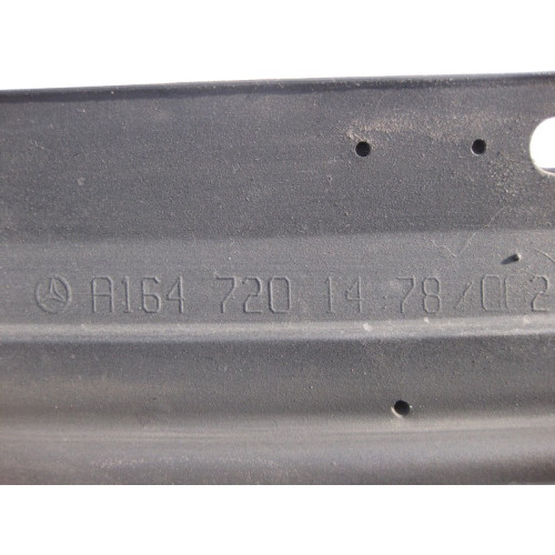 Mercedes-Benz A1647201478 Уплотнительная резинка передней двери к правому крылу ML W164 GL X164