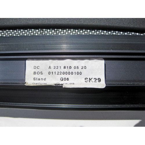 Mercedes-Benz A2218100520 Солнцезащитная шторка задней левой двери с электроприводом S-Class W221