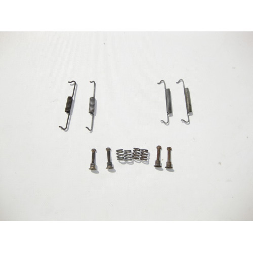 Mercedes-Benz A1644200720 Mounting kit ML W164 GL X164 R-Class W251