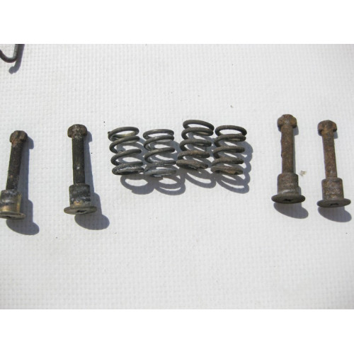 Mercedes-Benz A1644200720 Mounting kit ML W164 GL X164 R-Class W251