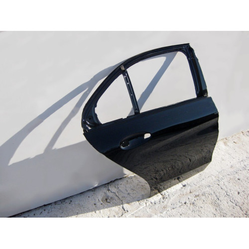 Mercedes-Benz A2057300205 Дверь задняя правая C-Class W205