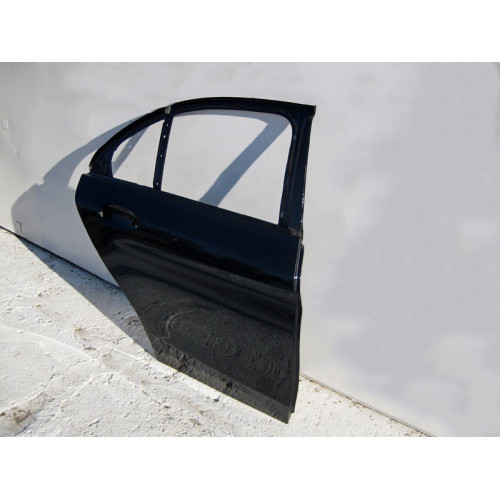 Mercedes-Benz A2057300205 Дверь задняя правая C-Class W205