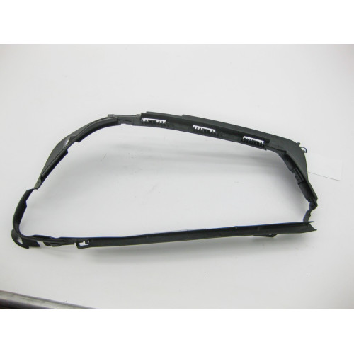 Mercedes-Benz A1678260500 Уплотнительная резинка левой фары GLE W167