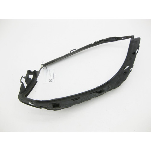Mercedes-Benz A1668260100 Уплотнитель правой фары GL/GLS X166