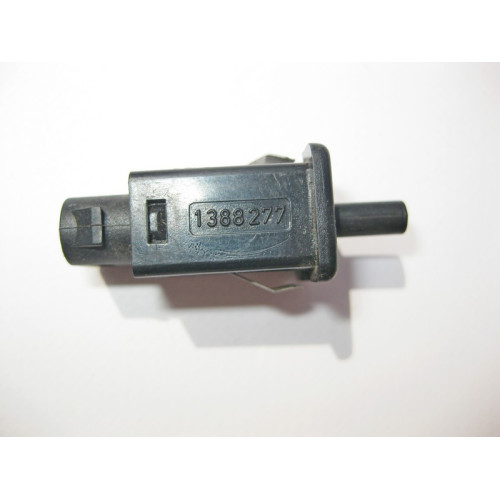 BMW 1388277 Кнопка включения света в бардачке BMW 5-series E39 E60
