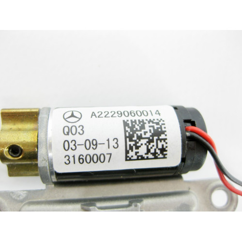 Mercedes-Benz A2229060014 Вибромоторчик в руль S-Class W222