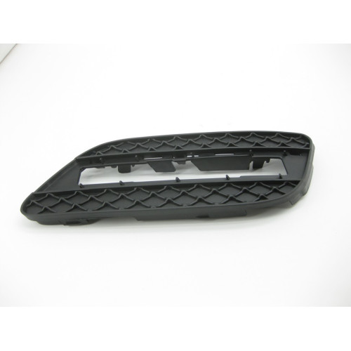 Mercedes-Benz A1668842222 Новая накладка ДХО в бампер правая ML W166