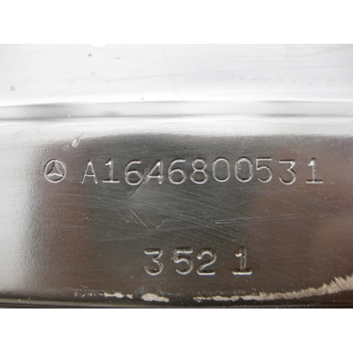 Mercedes-Benz A1646800531 Левая опора пола багажника GL X164