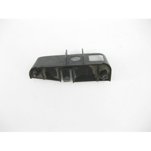 Mercedes-Benz A1646800274 Крепеж порога на переднем правом крыле ML W164 GL X164