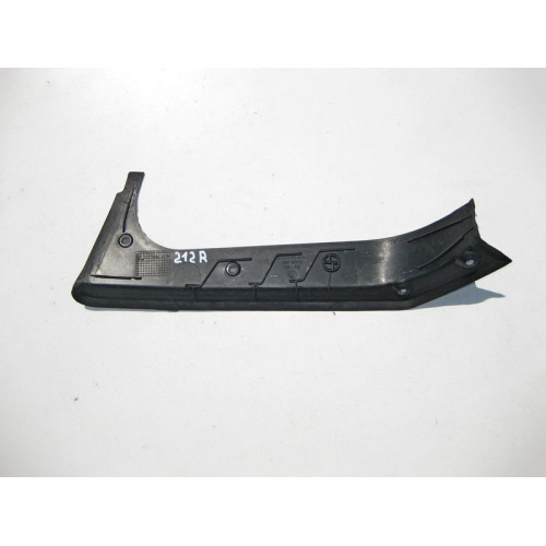 Mercedes-Benz A2126931033 9051 Накладка проёма багажника правая E-Class W212