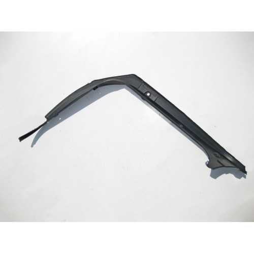 Mercedes-Benz A2116930133 Накладка проёма багажника левая E-Class W211