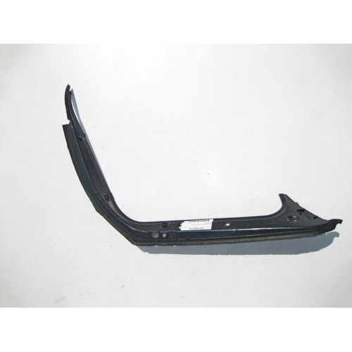 Mercedes-Benz A2116930133 Накладка проёма багажника левая E-Class W211