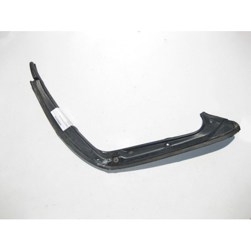 Mercedes-Benz A2096930133 Накладка проёма багажника левая CLK C209
