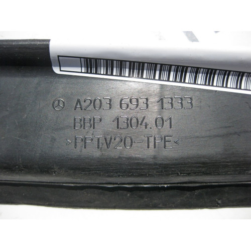 Mercedes-Benz A2036931333 Накладка проёма багажника левая C-Class W203