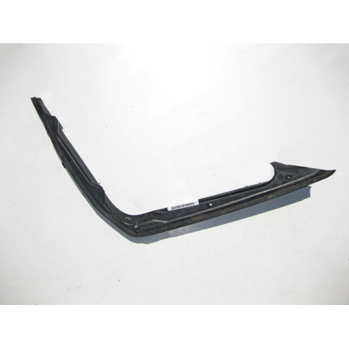 Mercedes-Benz A2036932333 Накладка проёма багажника левая C-Class W203