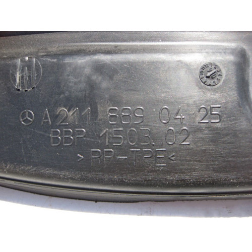 Mercedes-Benz A2118890425 Пыльник переднего правого крыла E-Class W211