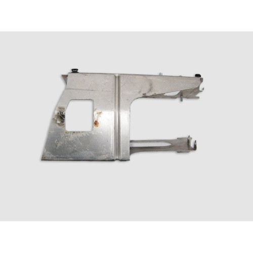 Mercedes-Benz A2205453240 Кронштейн CD чейнджера S-Class W220