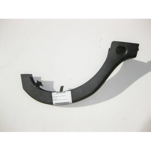 Mercedes-Benz A2118210189 Накладка левой петли крышки багажника E-Class W211