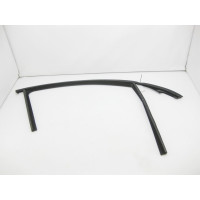A2927250225 Rubber seal front right door glass GLE Coupe C292