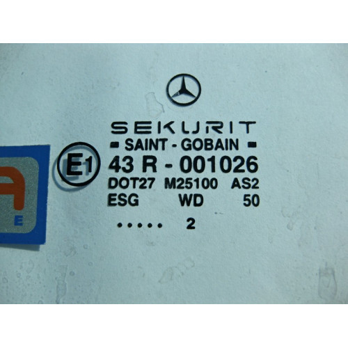 Mercedes-Benz A2097250110 43R-001026 Стекло передней левой двери CLK C209