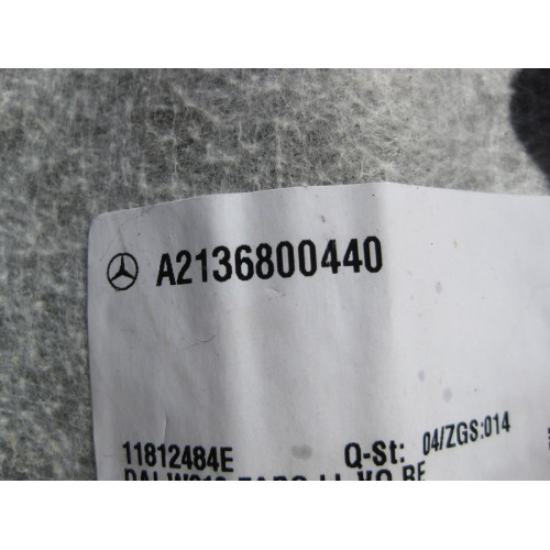 Mercedes-Benz A2136800440 9H42 Ковёр салона чёрный передний правый E-Class W213