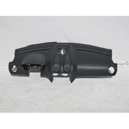 Mercedes-Benz A1646804087 9D84 Приборная панель - торпеда чёрная ML W164