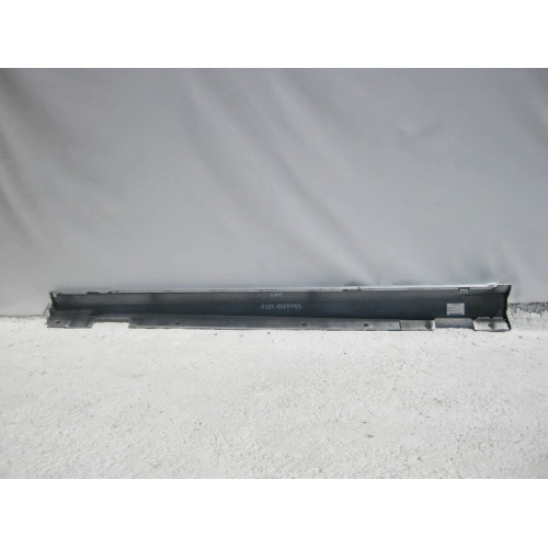 Mercedes-Benz A2046980454 Порог пластиковый правый C-Class W204