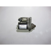 021911023E Стартер VAG Volkswagen Polo 9N Skoda fabia Audi A2