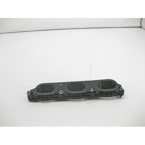 Mercedes-Benz A2760900244 Intermediate flange between the intake manifold and the right engine head M276 C-Class Convertible A205 C-Class Estate S205 C-Class Coupe C20