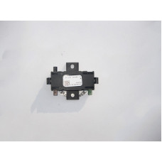 A2389055000 Антенный разветвитель E-Class W213 C238 C-Class W205 CLS C257 S-Class W222 W223 GLE W167 GLS X167 GLC X253