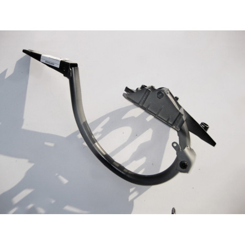 Mercedes-Benz A2057500428 Петля крышки багажника правая C-Class W205