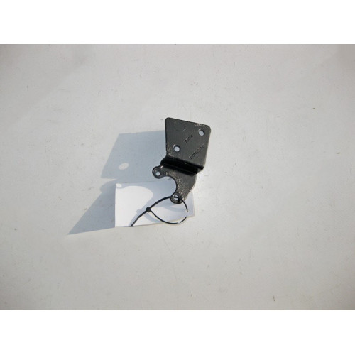 Mercedes-Benz A1643280240 Кронштейн переднего правого датчика уровня кузова ML W164 GL X164