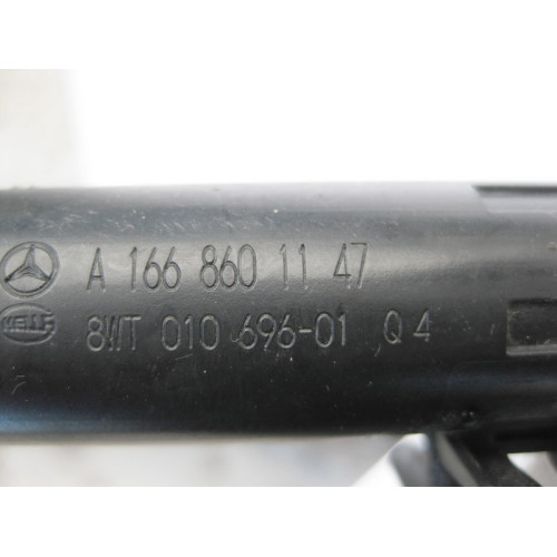 Mercedes-Benz A1668601147 Левая форсунка фароомывателя ML W166 GL X166