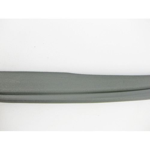 Mercedes-Benz A1646900676 9G44 Уплотнитель задней двери на кузове черный ML W164