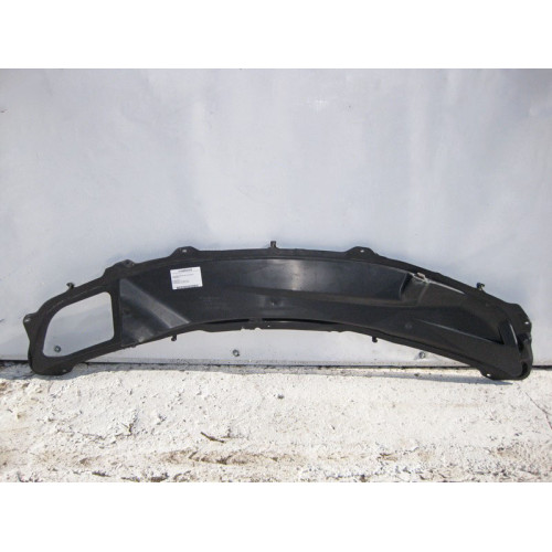 Mercedes-Benz A1648800205 Пластиковая накладка капота внутренняя ML W164 GL X164