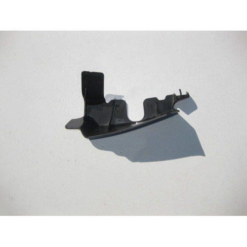 Mercedes-Benz A1646840337 Опора пластиковая ковра левая ML GL GLS GLE