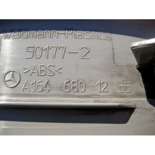 Mercedes-Benz A1646801235 7F04 Накладка порога серая внутренняя задняя правая ML W164