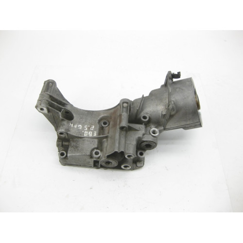 BMW 1713838 Oil filter housing