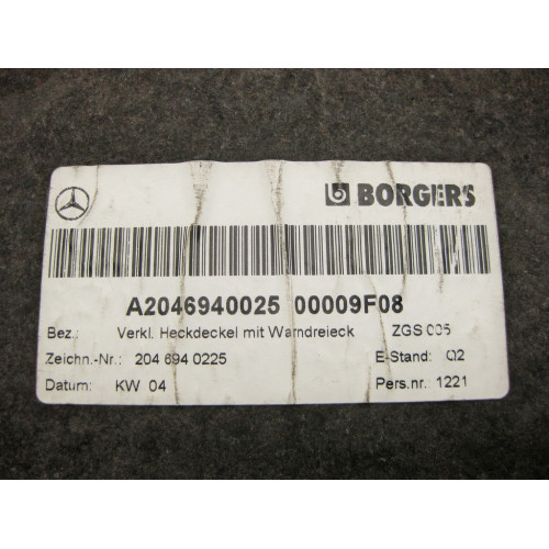 Mercedes-Benz A2046940025 9F08 Обшивка крышки багажника чёрная C-Class W204